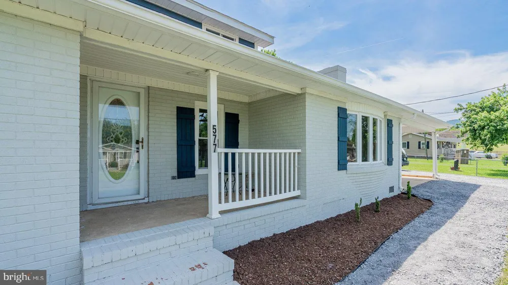 577 POND AVENUE Stanley, VA 22851