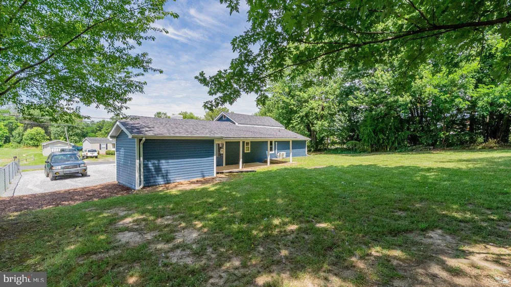 577 POND AVENUE Stanley, VA 22851