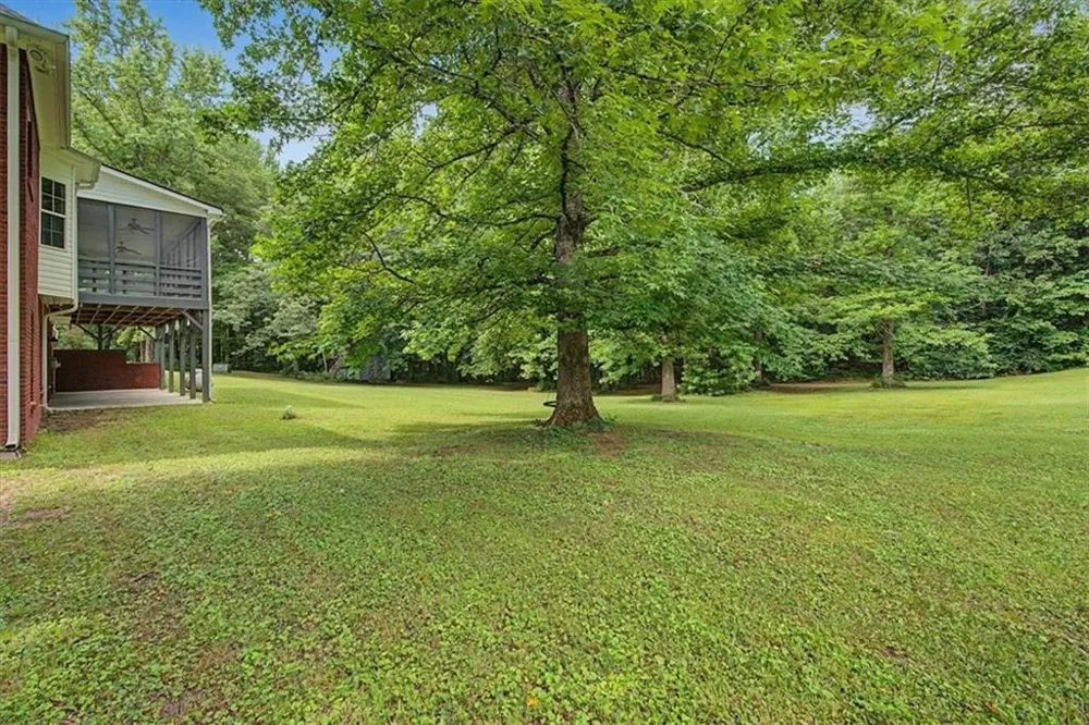 994 Rainey Rd Temple, GA 30179