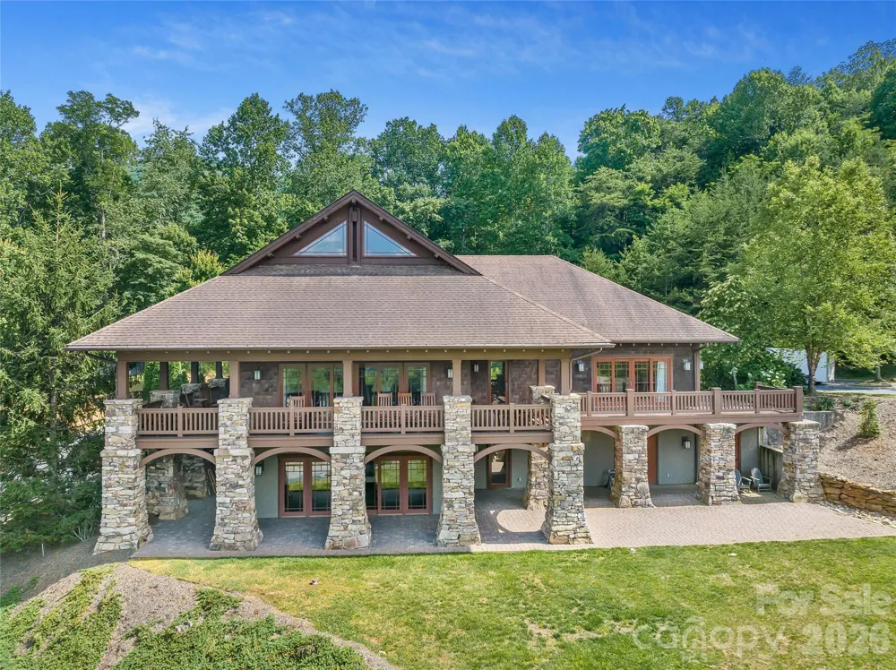 53 Old Lafayette Lane Black Mountain, NC 28711