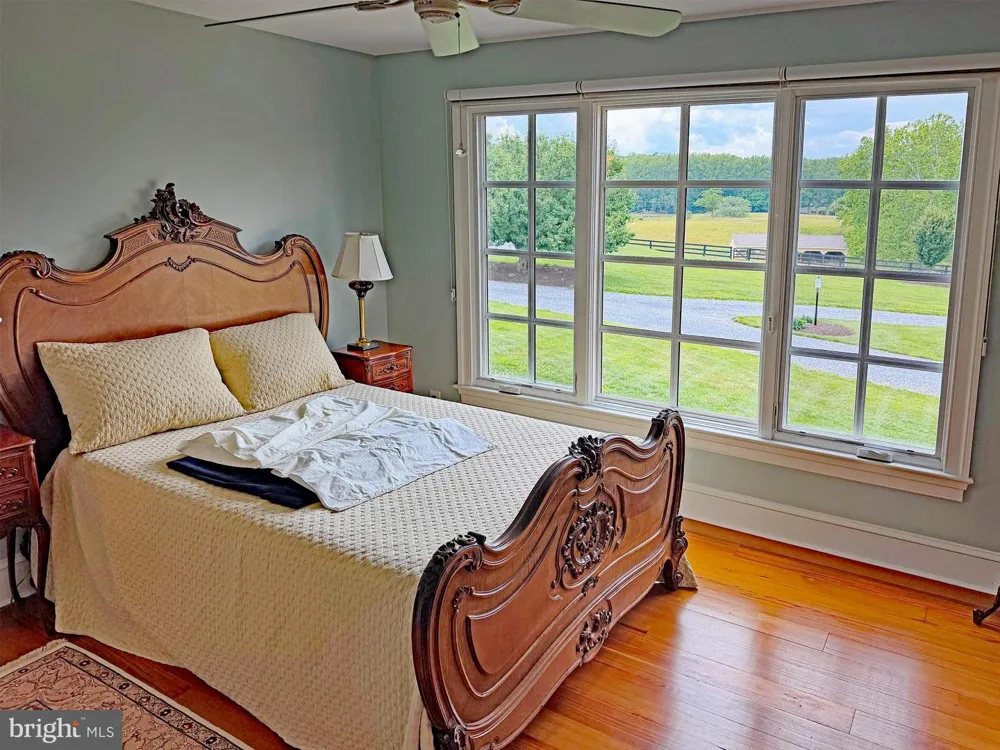 10590 MOUNTAIN SHADOW LANE Marshall, VA 20115