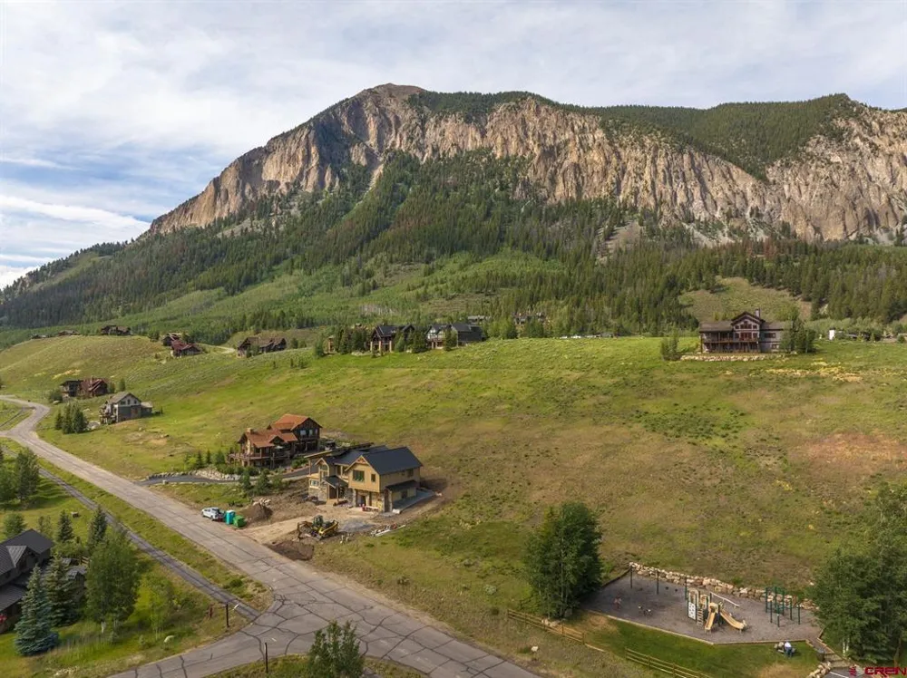 400 Country Club Drive Crested Butte, CO 81224