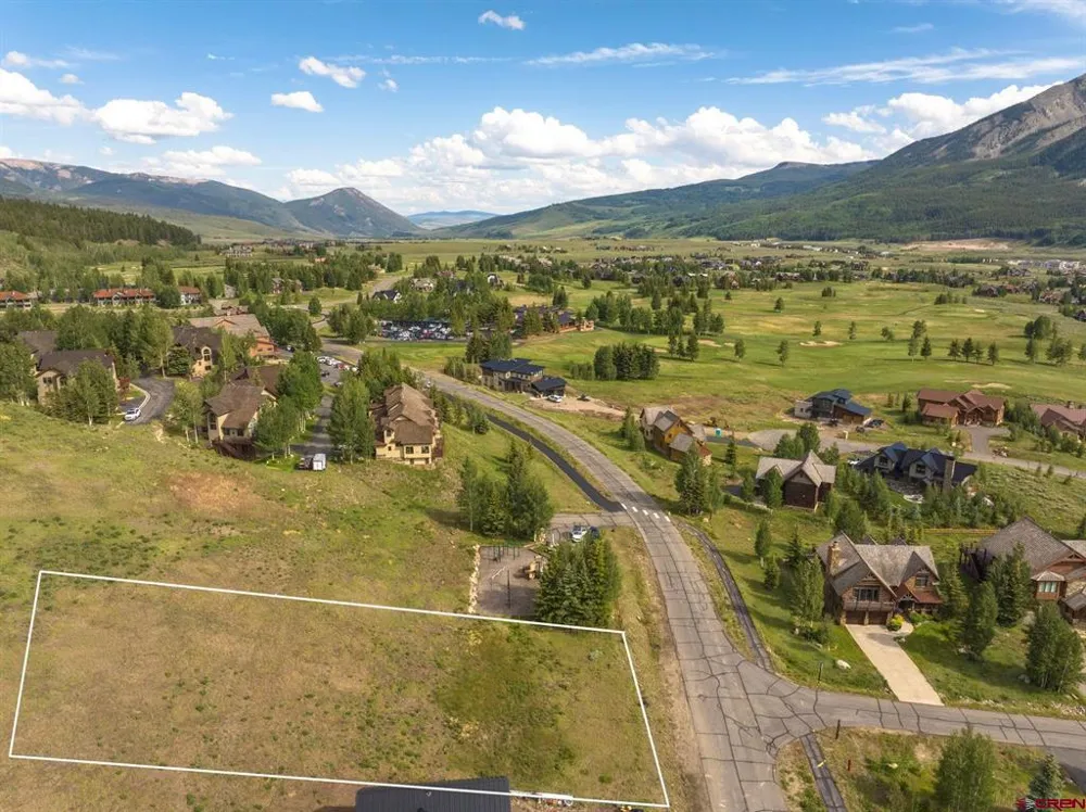 400 Country Club Drive Crested Butte, CO 81224