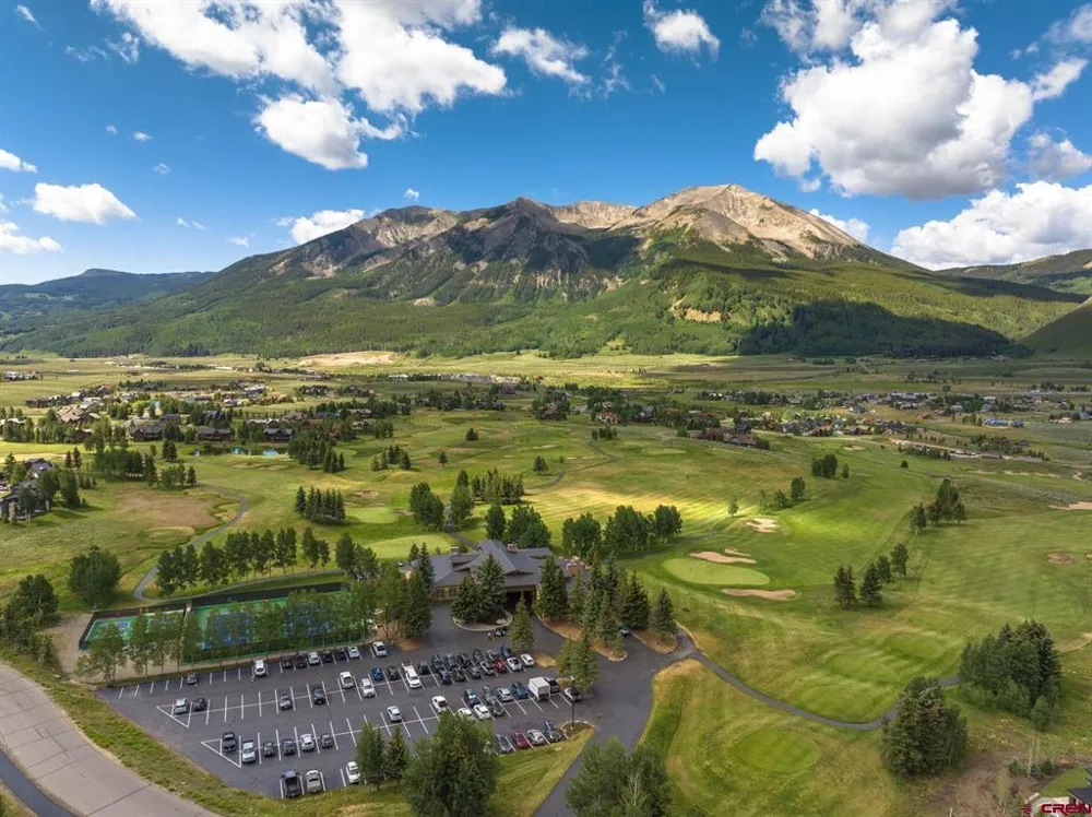 400 Country Club Drive Crested Butte, CO 81224