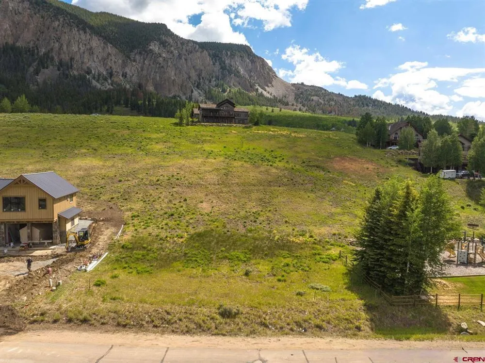 400 Country Club Drive Crested Butte, CO 81224