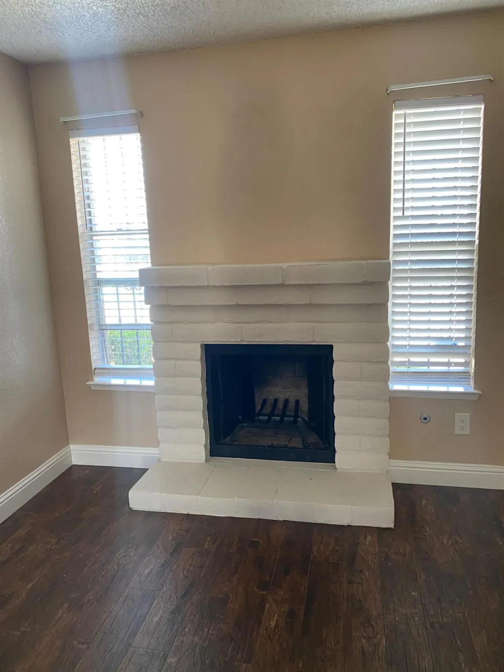 1027 W Dakota #119 Fresno, CA 93705