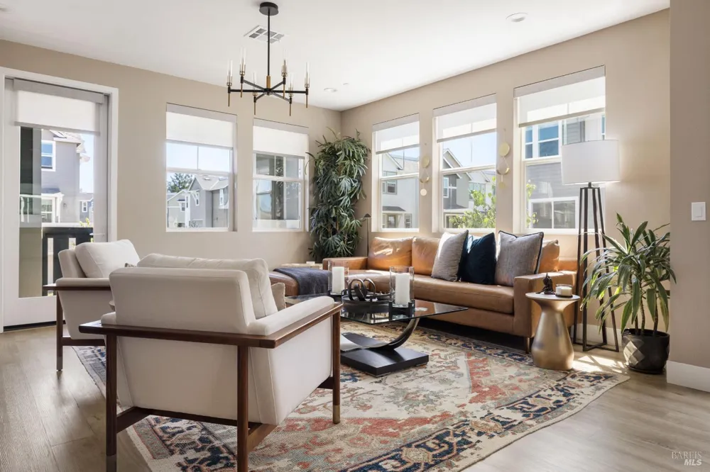 273 Gambrel Circle Santa Rosa, CA 95403