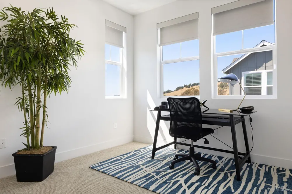 273 Gambrel Circle Santa Rosa, CA 95403
