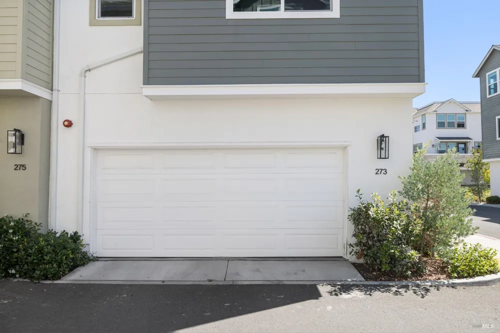 273 Gambrel Circle Santa Rosa, CA 95403