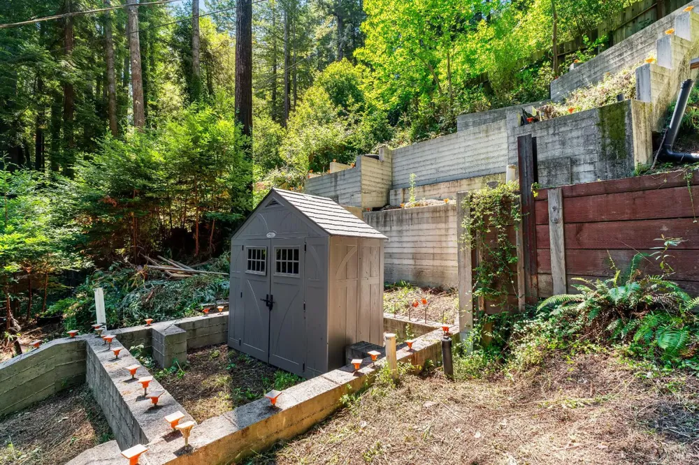 18475 Old Monte Rio Road Guerneville, CA 95446