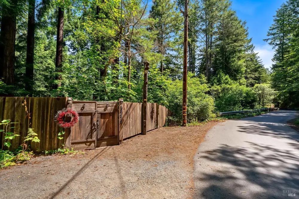 18475 Old Monte Rio Road Guerneville, CA 95446