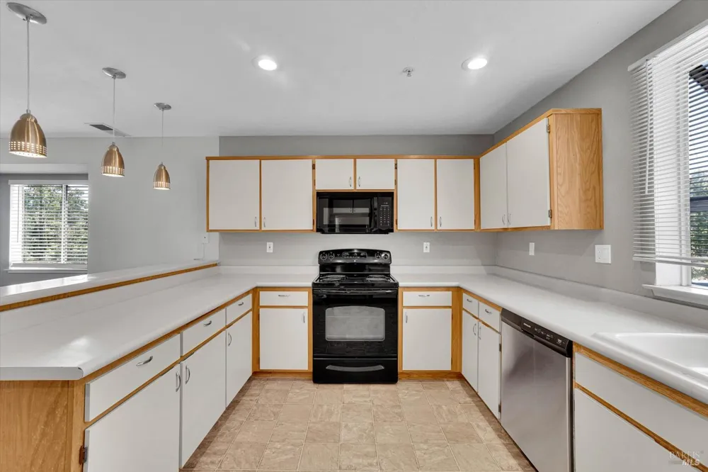 1152 Pear Tree Lane Napa, CA 94558