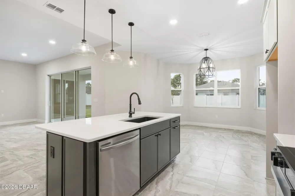 33 Cimmaron Drive Palm Coast, FL 32137