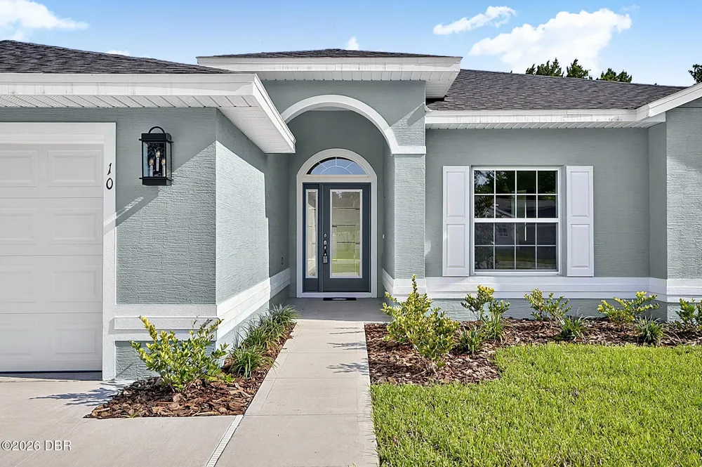10 Persimmon Drive Palm Coast, FL 32164