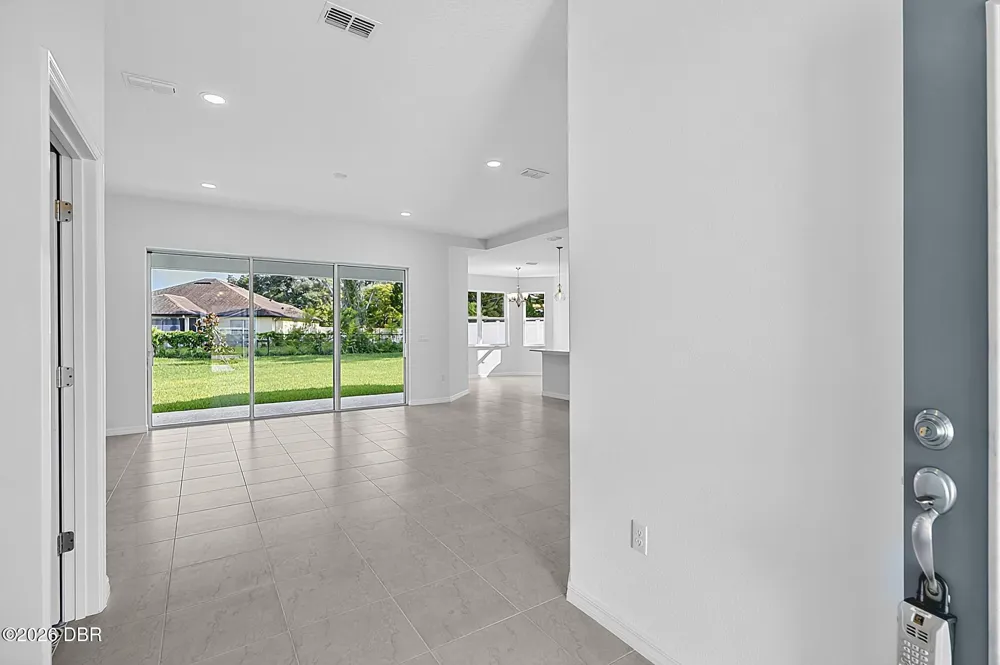 10 Persimmon Drive Palm Coast, FL 32164