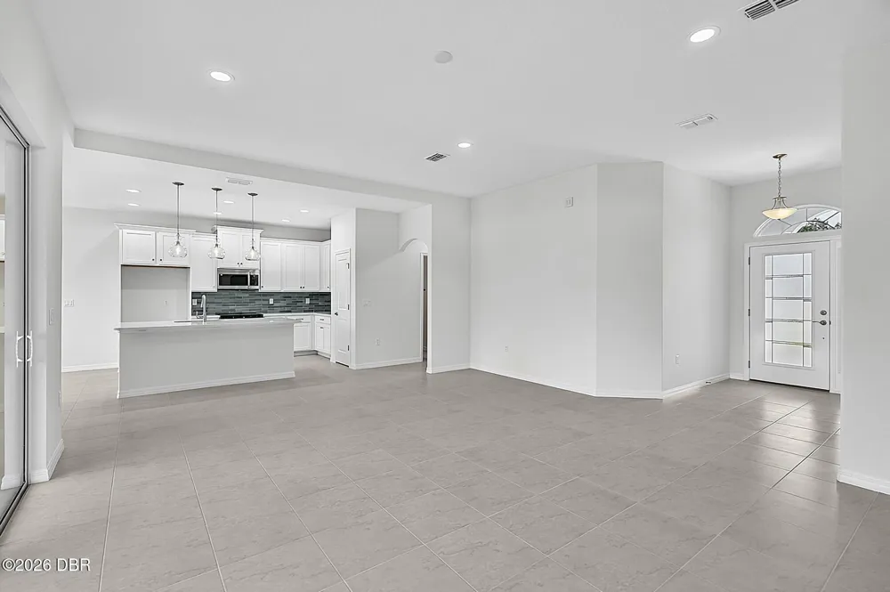 10 Persimmon Drive Palm Coast, FL 32164