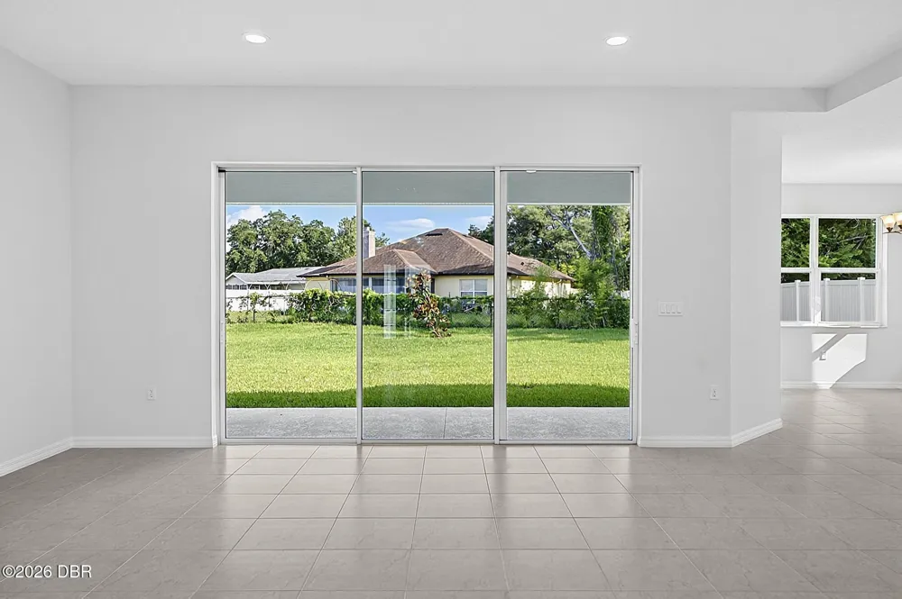 10 Persimmon Drive Palm Coast, FL 32164
