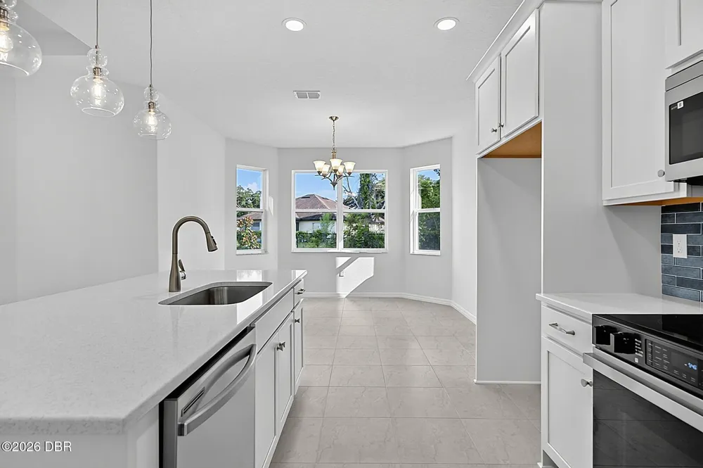 10 Persimmon Drive Palm Coast, FL 32164