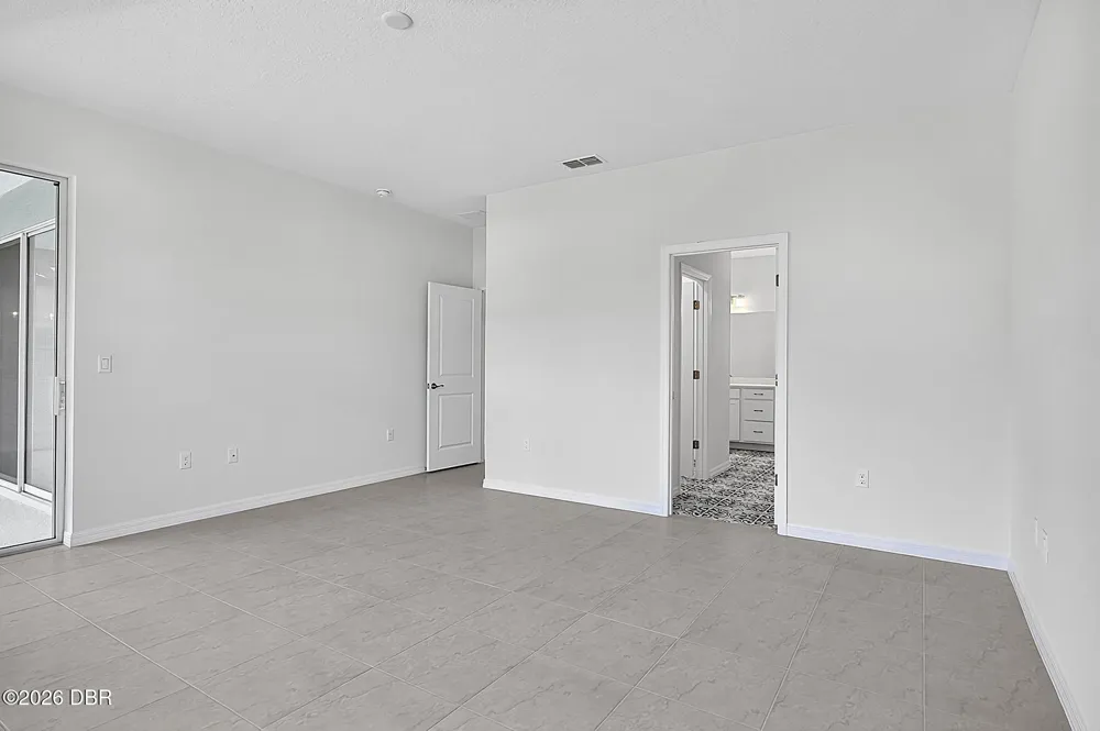 10 Persimmon Drive Palm Coast, FL 32164