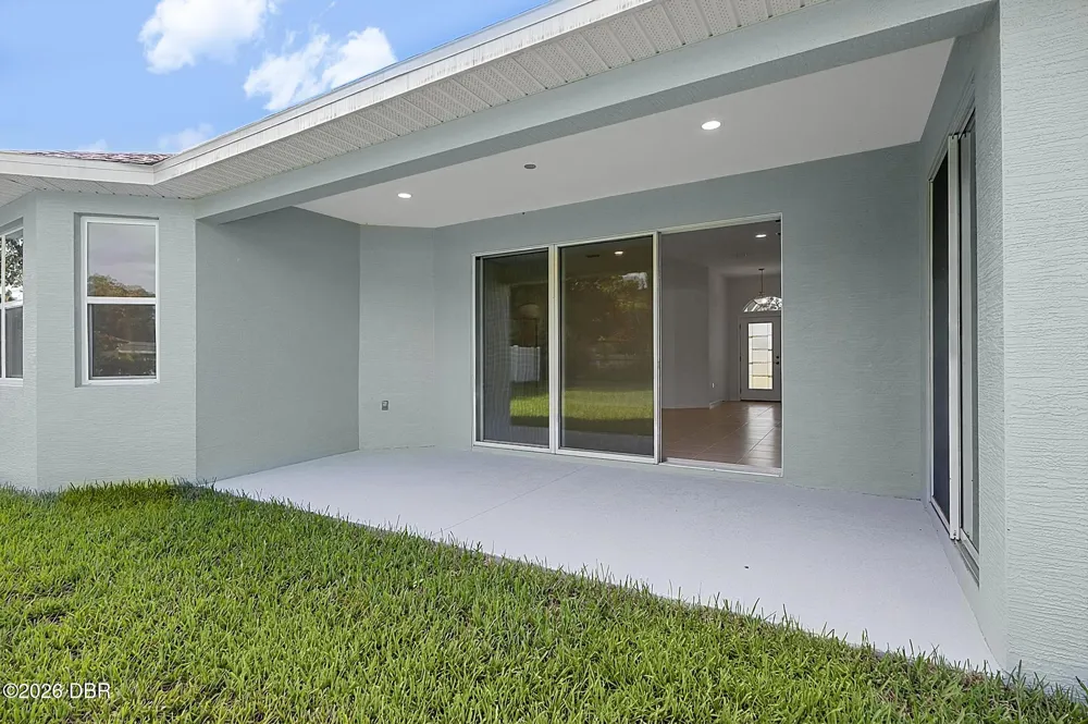 10 Persimmon Drive Palm Coast, FL 32164