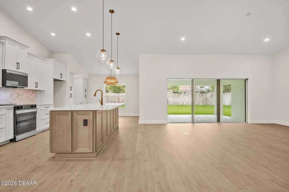 72 Edith Pope Drive Palm Coast, FL 32164