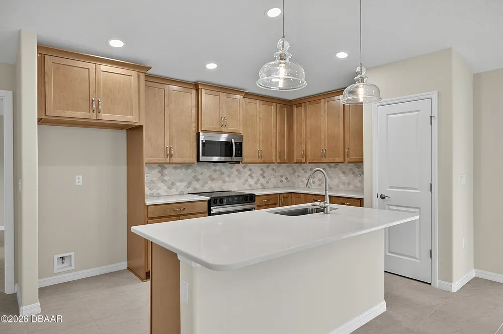 35 Palm Leaf Lane Palm Coast, FL 32164