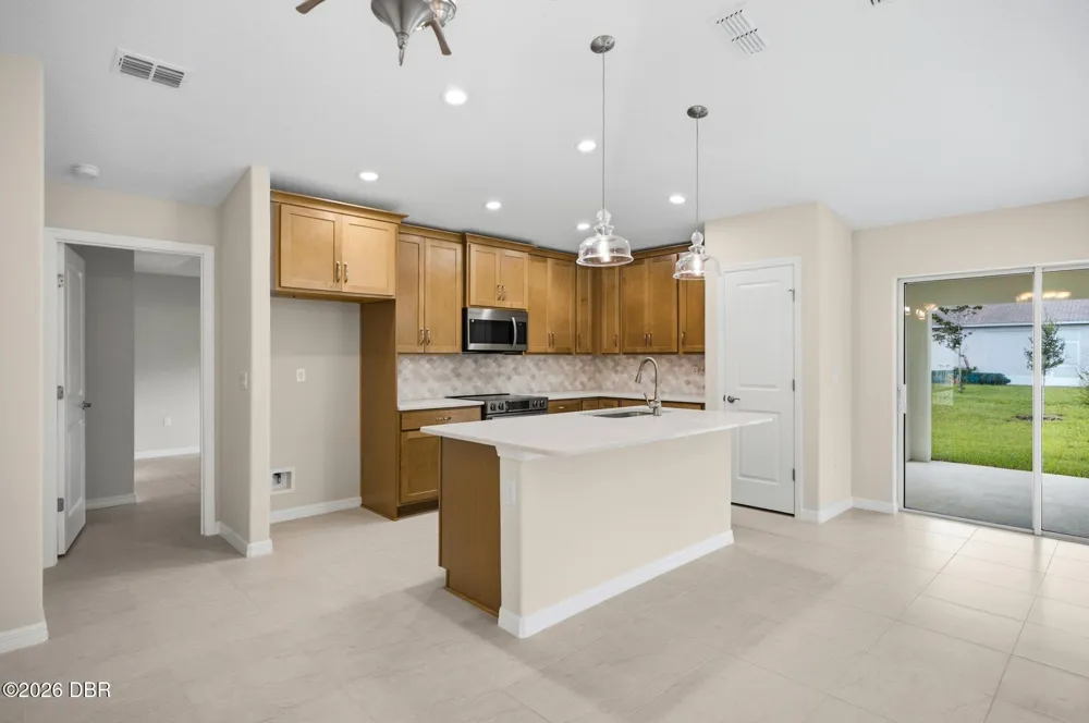 35 Palm Leaf Lane Palm Coast, FL 32164