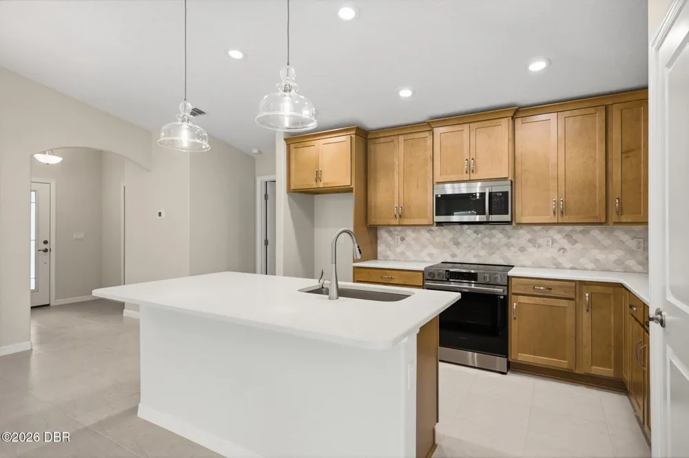 35 Palm Leaf Lane Palm Coast, FL 32164
