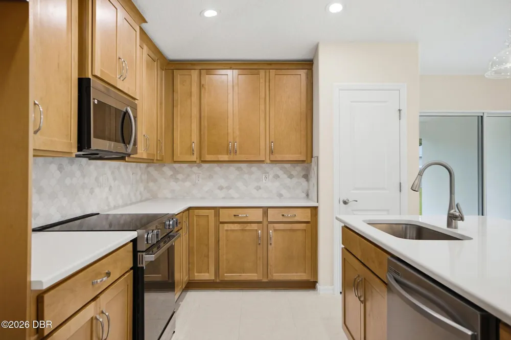 35 Palm Leaf Lane Palm Coast, FL 32164