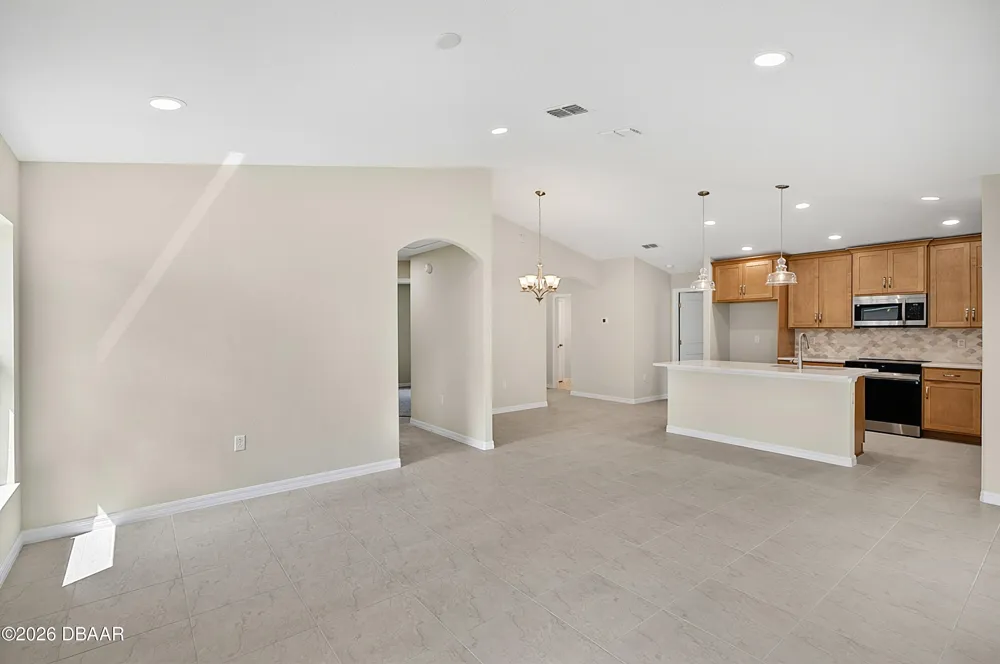 17 Lleberry Path Palm Coast, FL 32164
