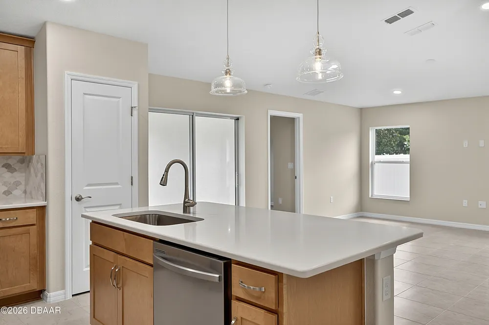 17 Lleberry Path Palm Coast, FL 32164