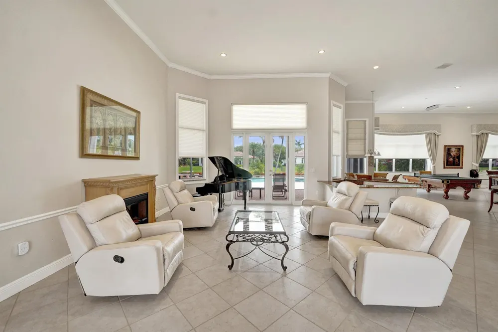 13027 SW 41st Street Davie, FL 33330