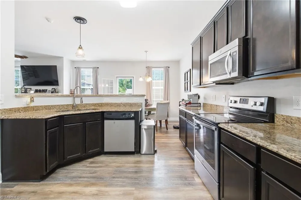 2311 Primrose Court Elon, NC 27244