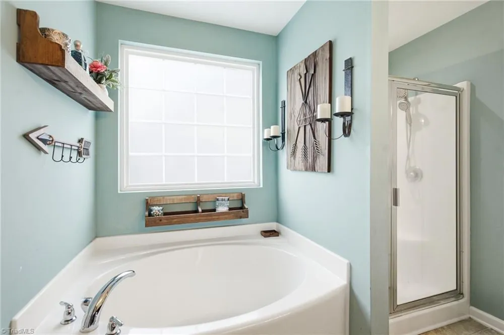 2311 Primrose Court Elon, NC 27244