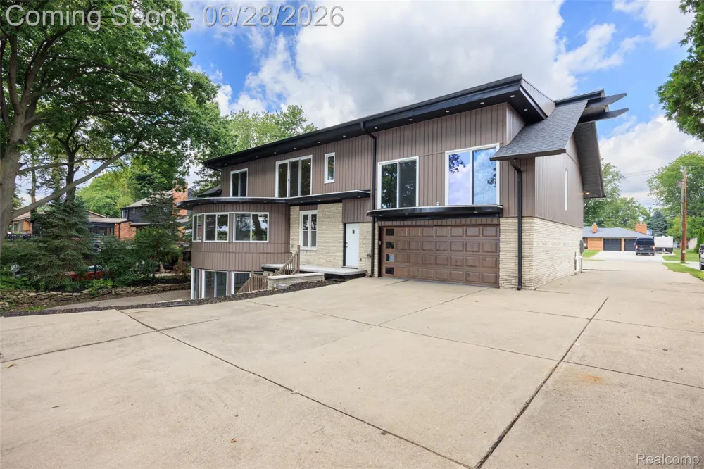 44429 Harmony Lane Van Buren Charter Township, MI 48111