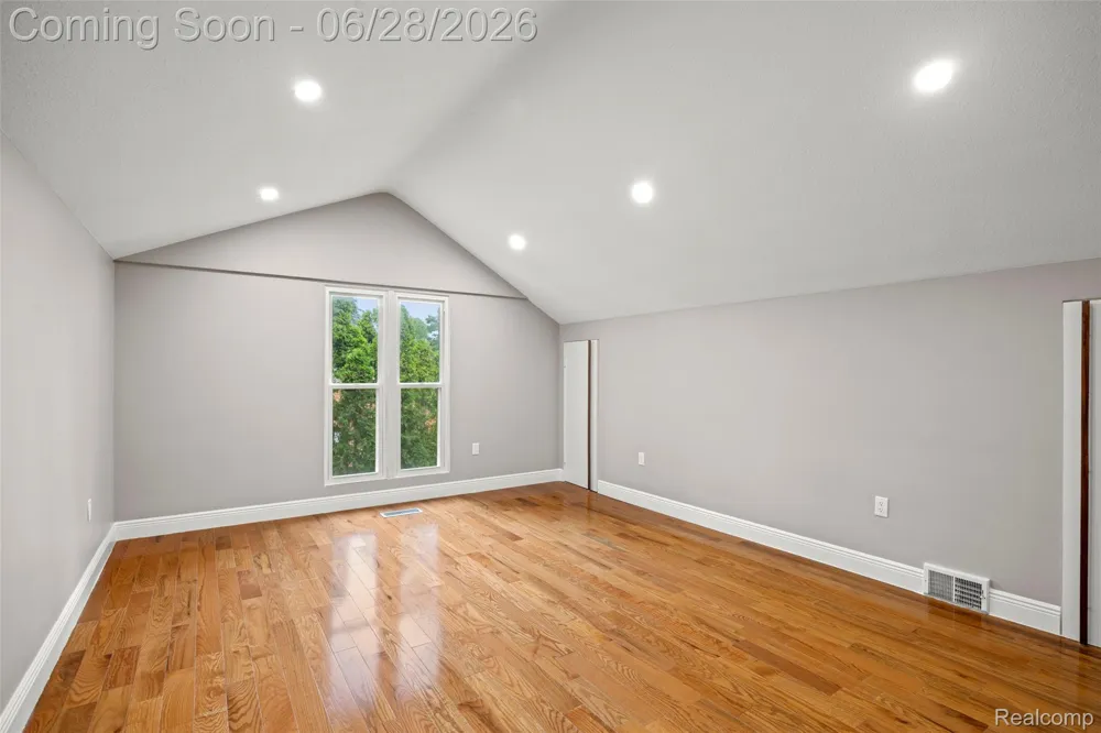 44429 Harmony Lane Van Buren Charter Township, MI 48111