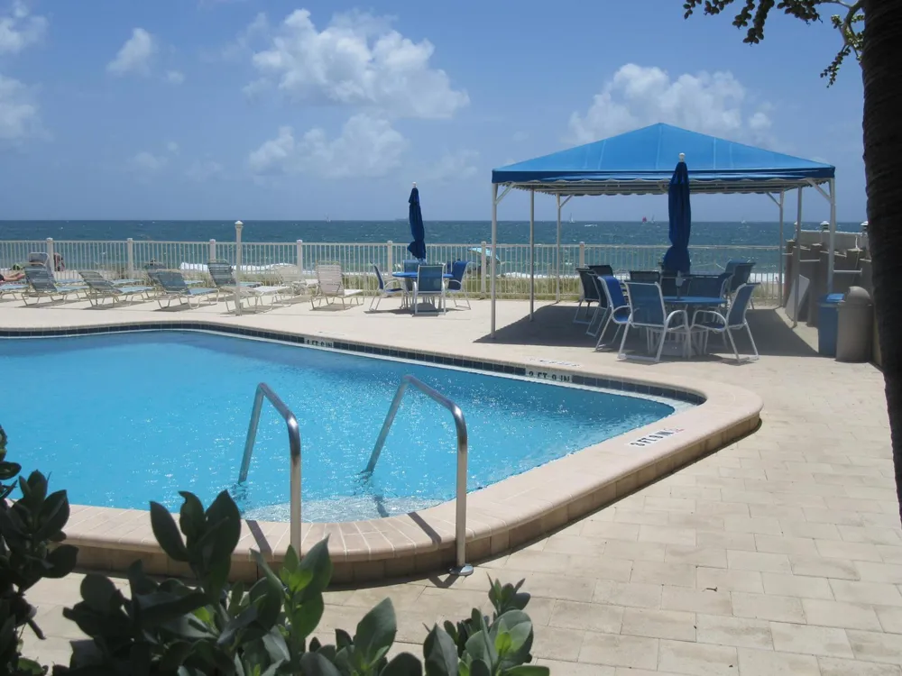 4050 Ocean Drive #1006 Lauderdale By The Sea, FL 33308