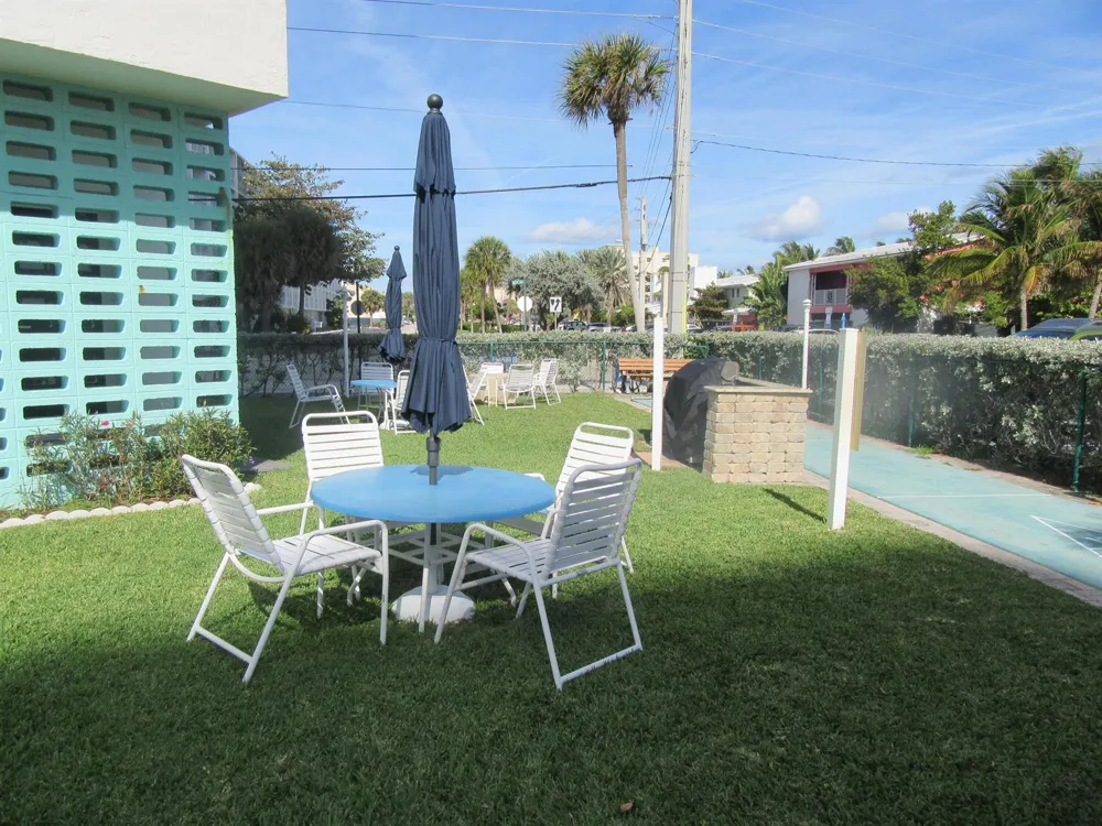 4050 Ocean Drive #1006 Lauderdale By The Sea, FL 33308