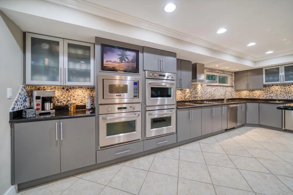 101 HARRISON AVENUE Belleair Beach, FL 33786