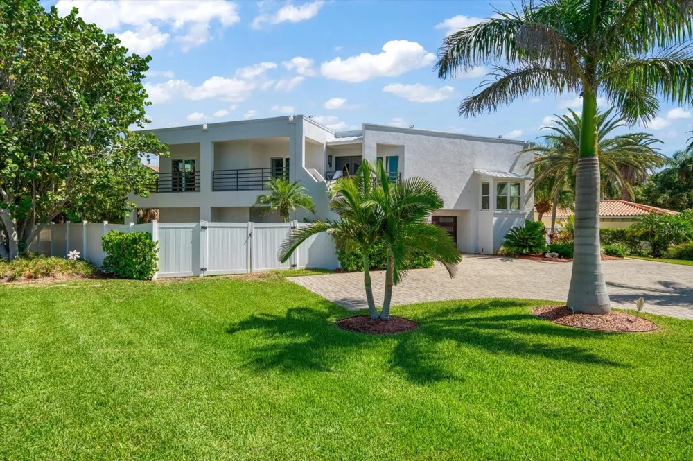 101 HARRISON AVENUE Belleair Beach, FL 33786