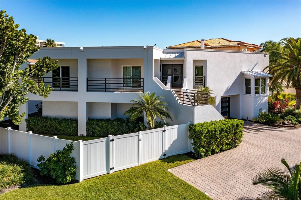 101 HARRISON AVENUE Belleair Beach, FL 33786