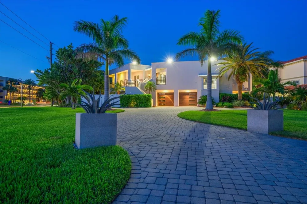 101 HARRISON AVENUE Belleair Beach, FL 33786