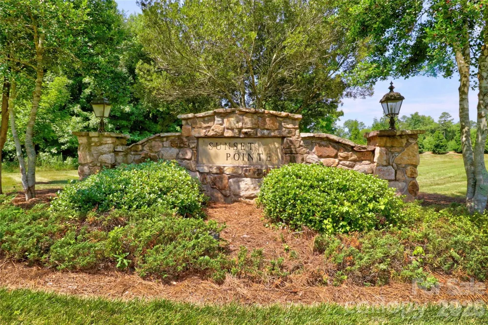 589 Sunset Pointe Drive Salisbury, NC 28146