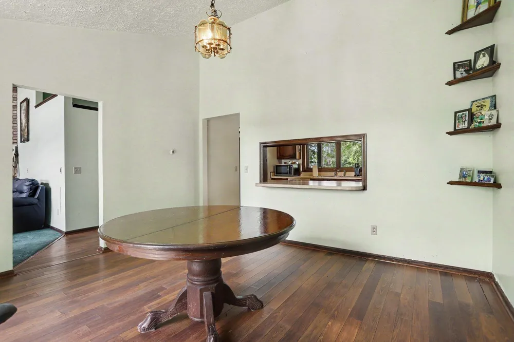 61916 Camel Bay Drive Sturgis, MI 49091