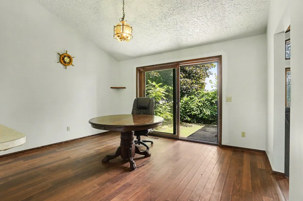 61916 Camel Bay Drive Sturgis, MI 49091