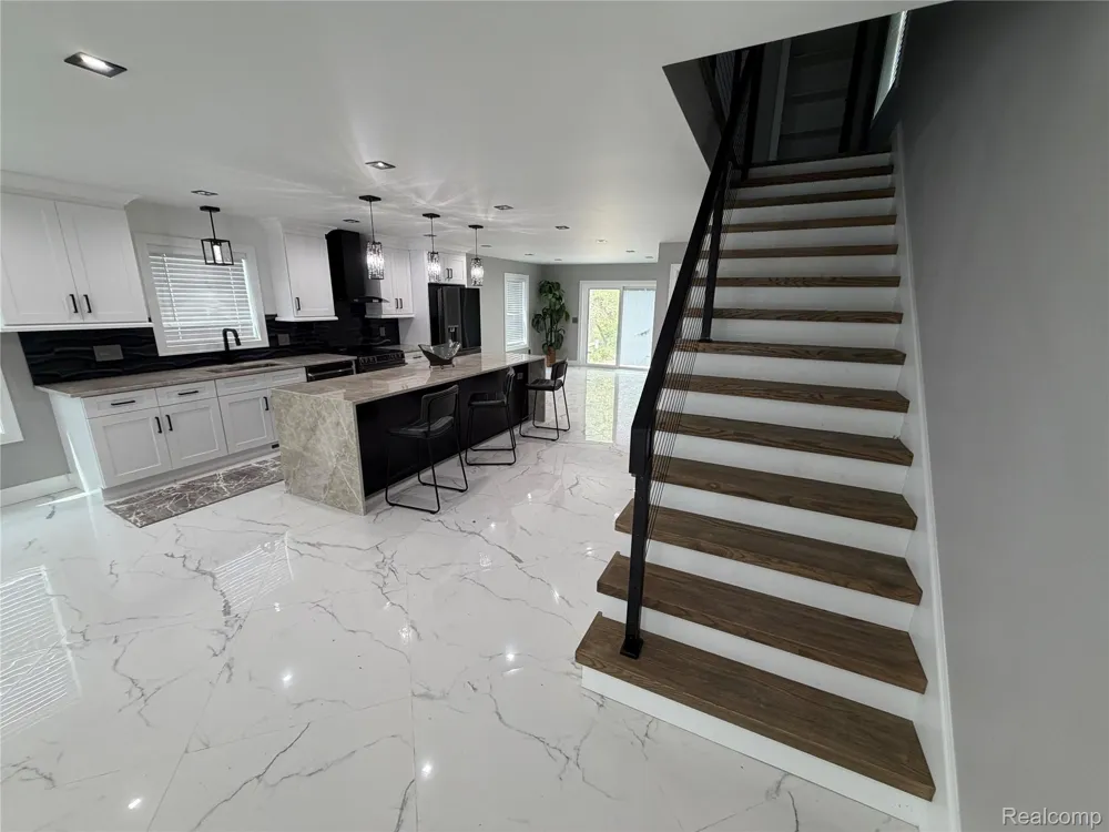 561 E Walled Lake Drive Walled Lake City, MI 48390