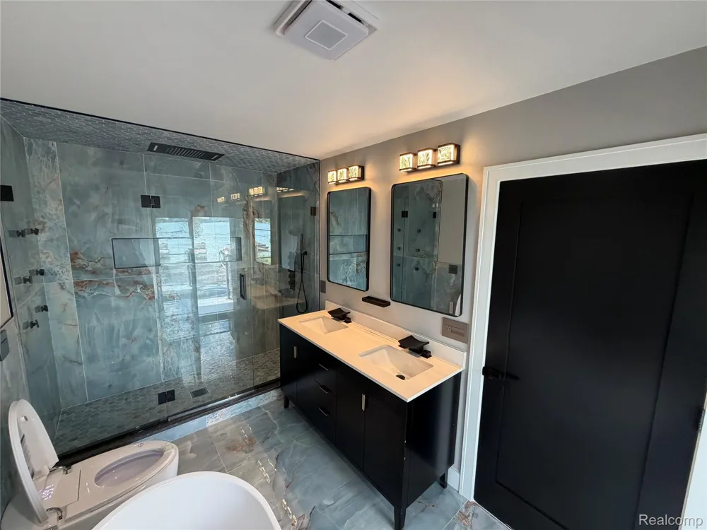 561 E Walled Lake Drive Walled Lake City, MI 48390