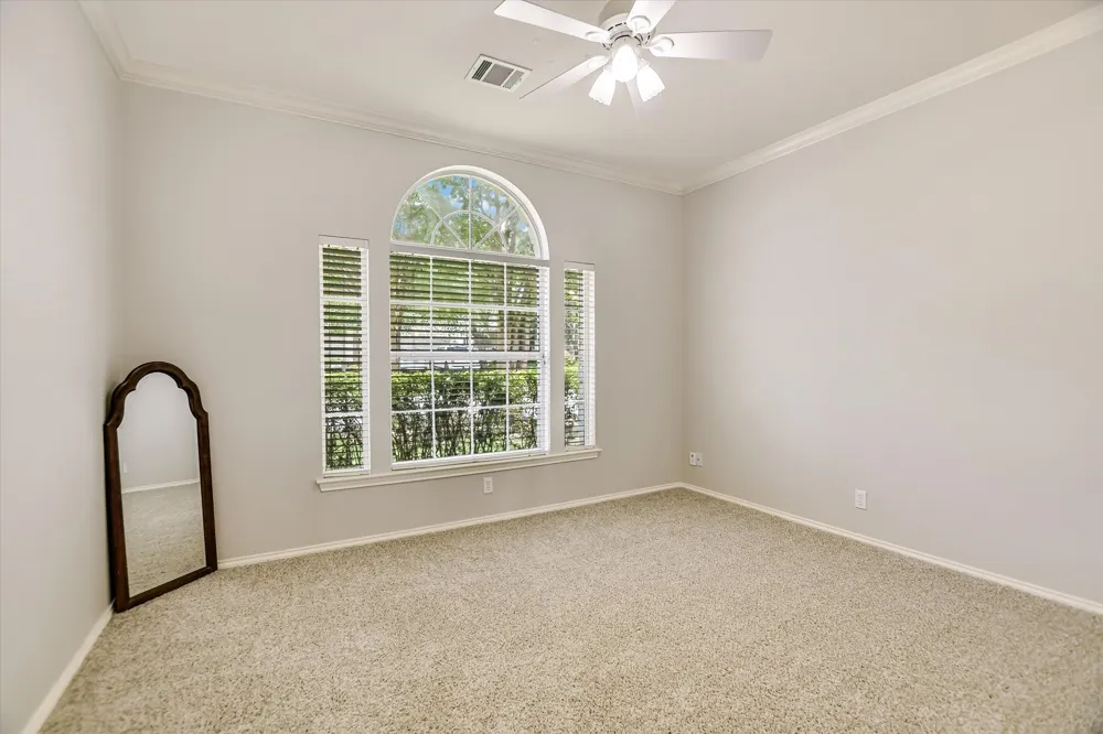 11524 Emerald Falls Drive Austin, TX 78738