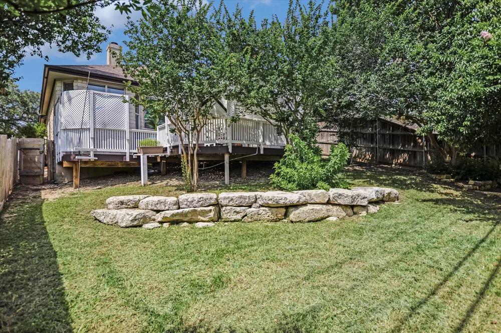 11524 Emerald Falls Drive Austin, TX 78738