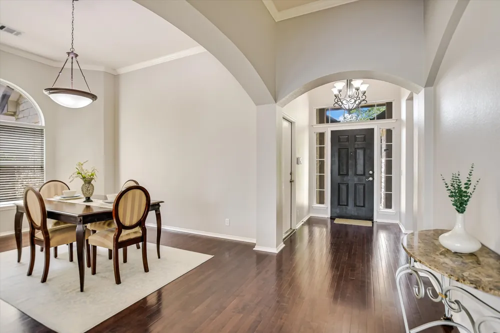 11524 Emerald Falls Drive Austin, TX 78738